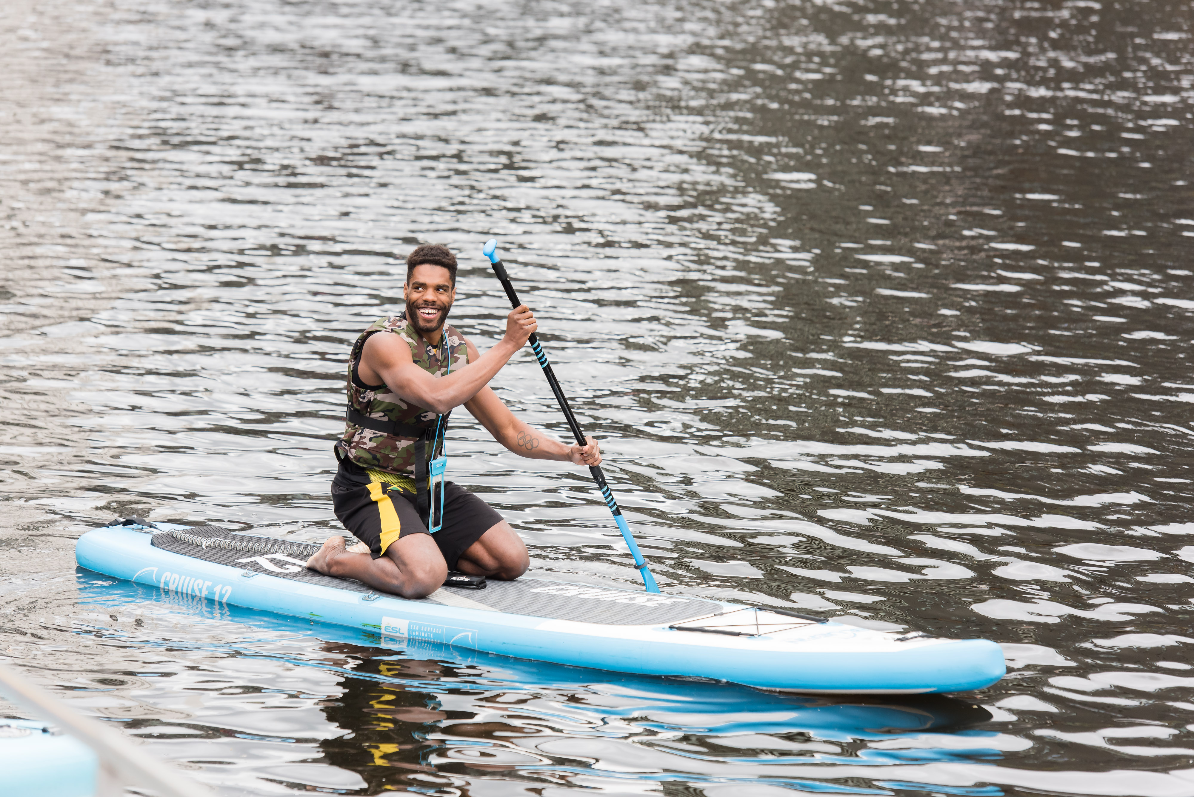 Image of a paddleboarder 