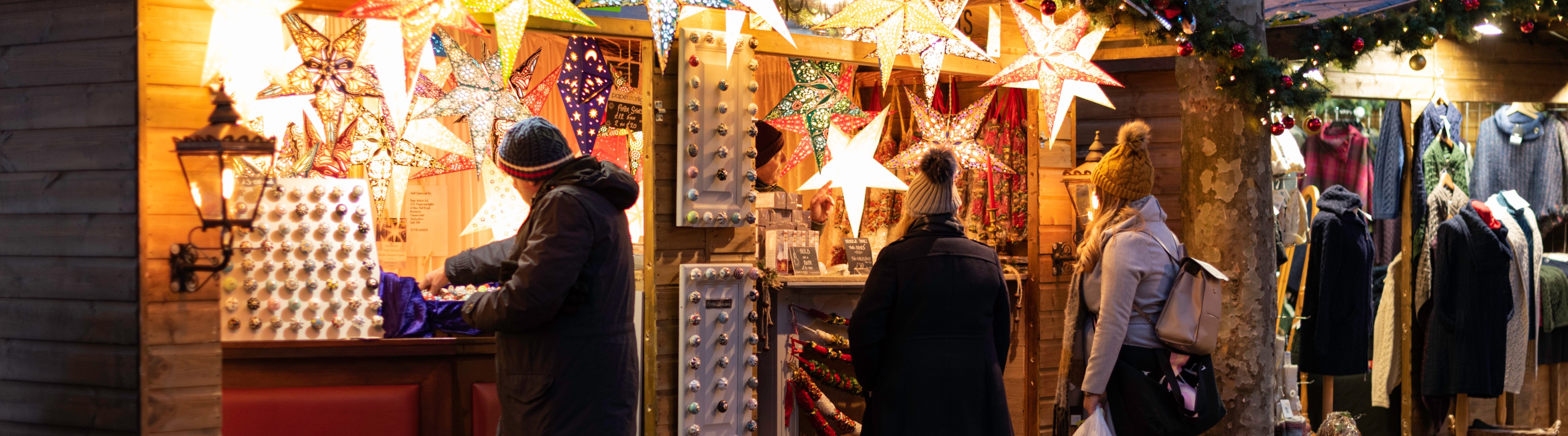 A Guide To Christmas Shopping in Manchester