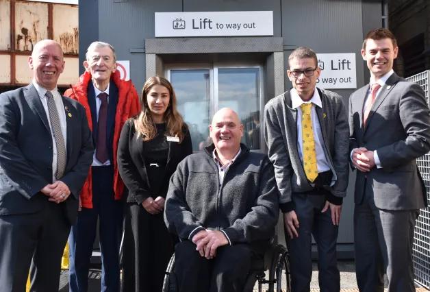 lfwyz-8flno-ffxt8-2dq4m-qczay