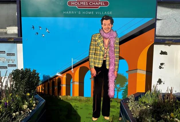 image-shows-artwork-at-holmes-chapel-station