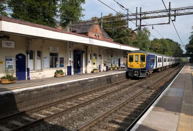 northern-alderley-edge-station-2022-nttm01