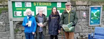 Image shows (left to right) Jean Clayton, Mel Smith, Sarah Morgan and Craig Wright promoting The Railway Children walk uatrq-1cr1x-3xmko-u9ve0-yvrnz