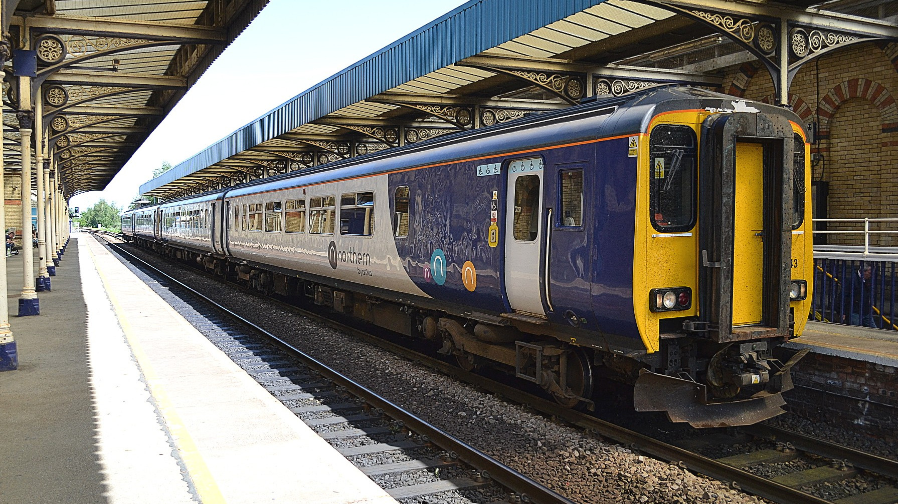 156443 at Warrington Central 2