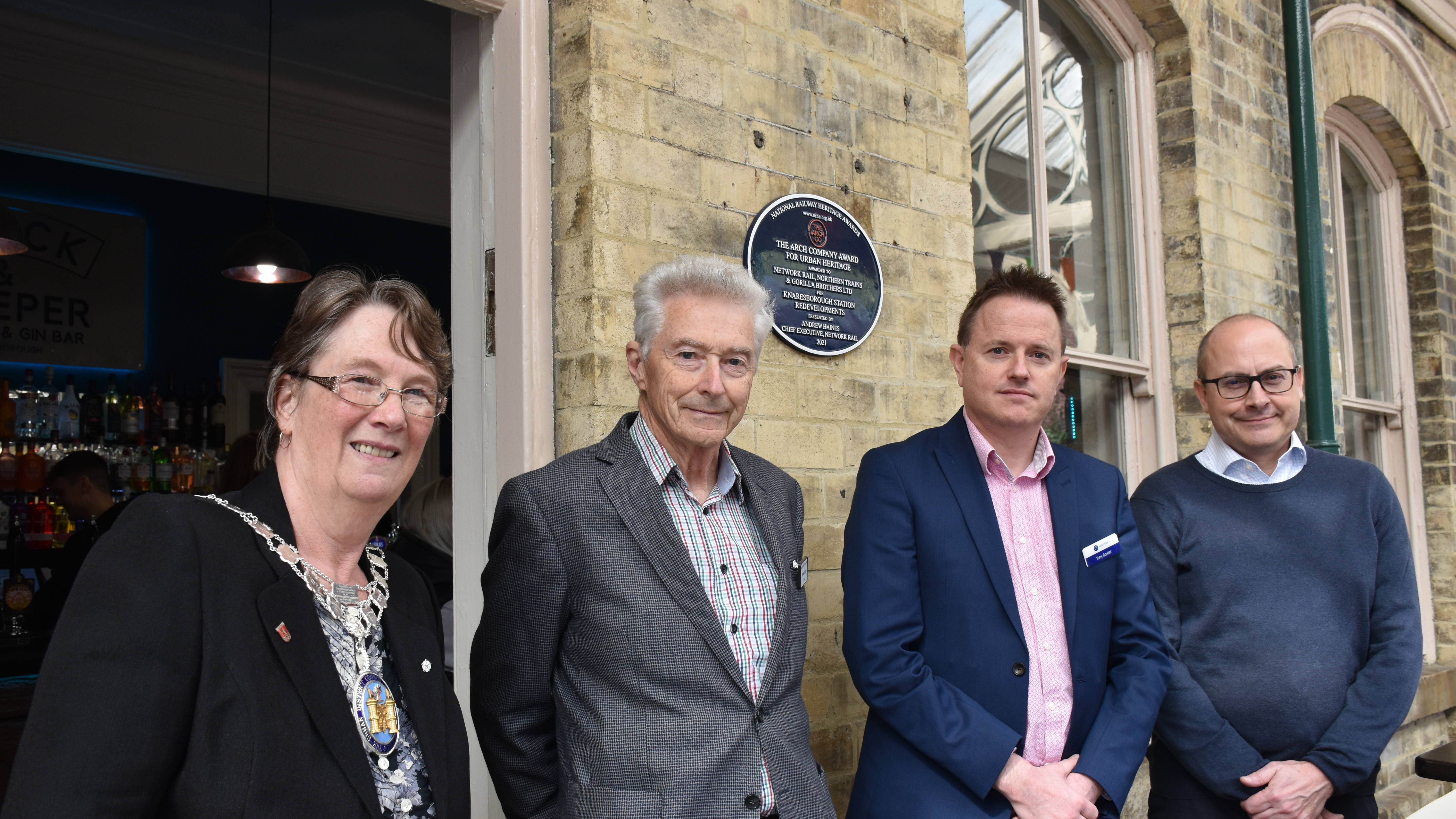 63D30B78-5E9A-4D45-8F02-0DB7745800EF