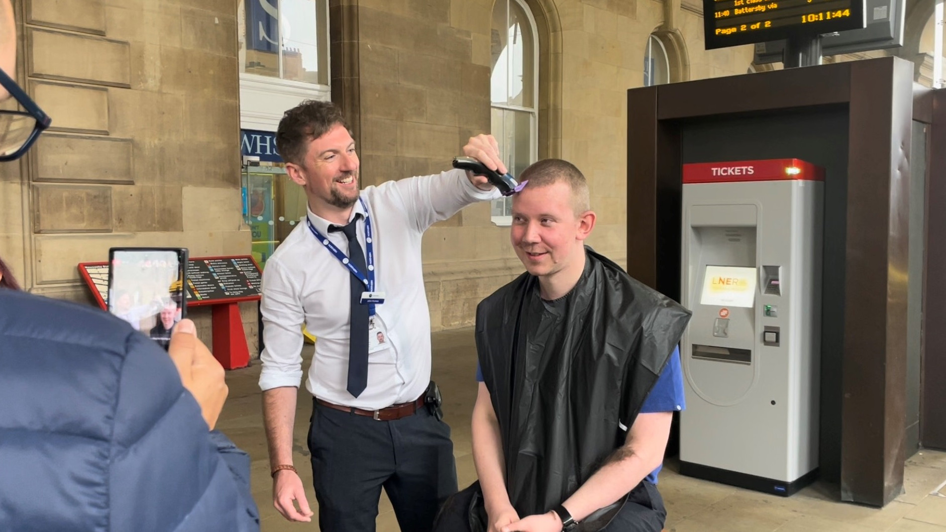 David Robinson - Head Shave-4