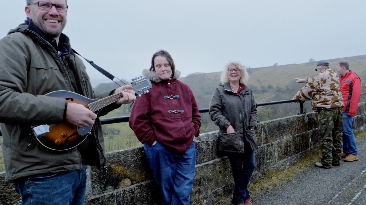 GDJ Lyric & Line PR2