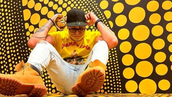 Image shows Dez - LoveArtPix