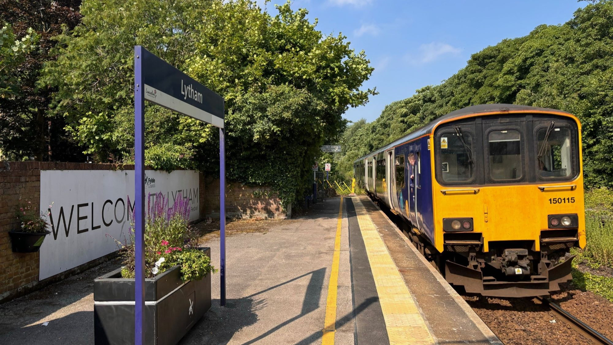 Northern train at Lytham station 2