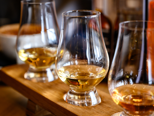 Small whisky glasses with a dram in each