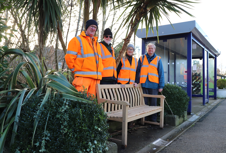 this-image-shows-volunteers-at-poppleton-with-the-new-bench